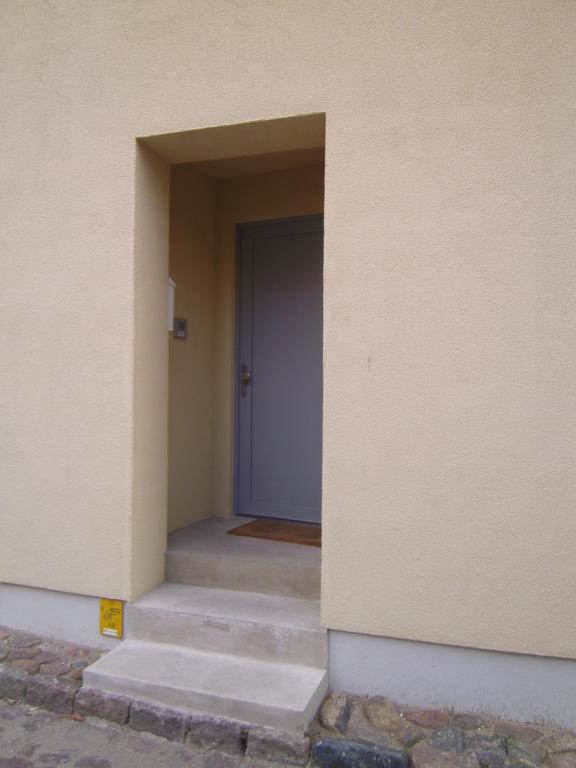 Altstadt Ferienwohnung Stralsund Mit Parkplatz Exterior photo